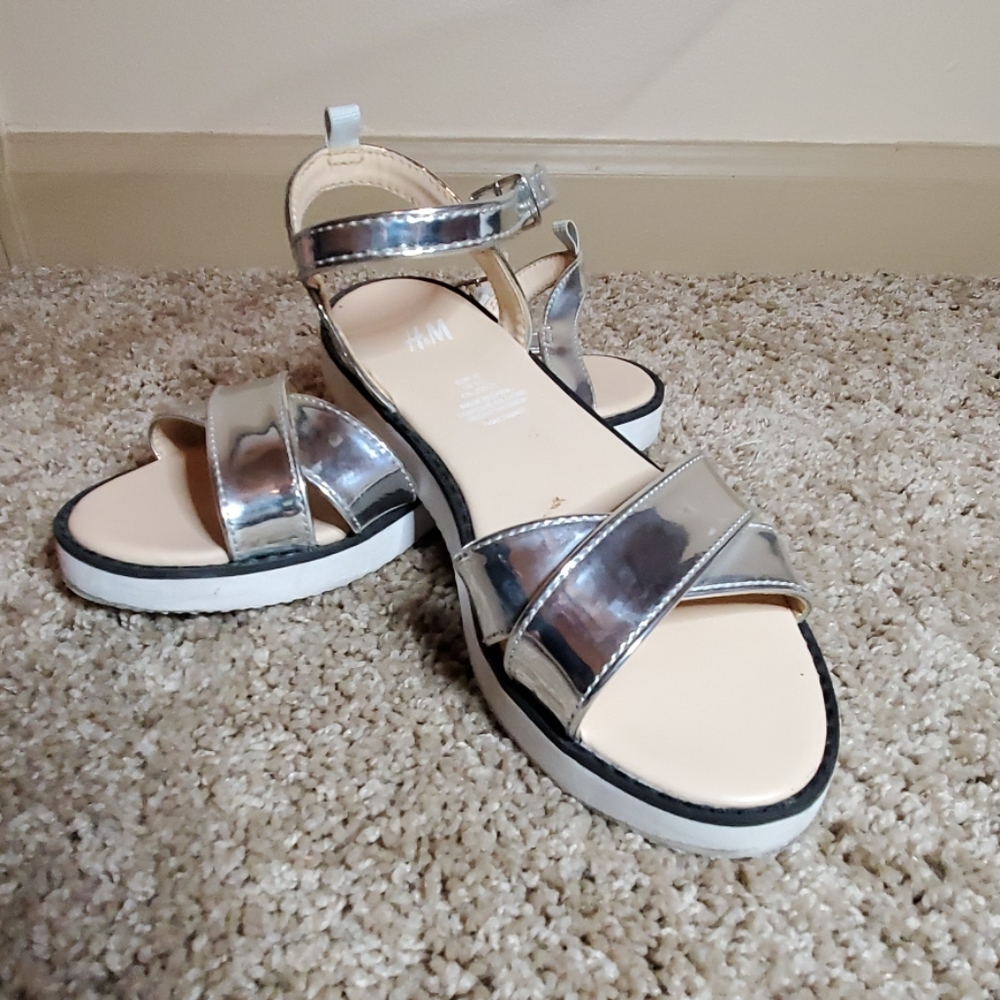 H&M sandals